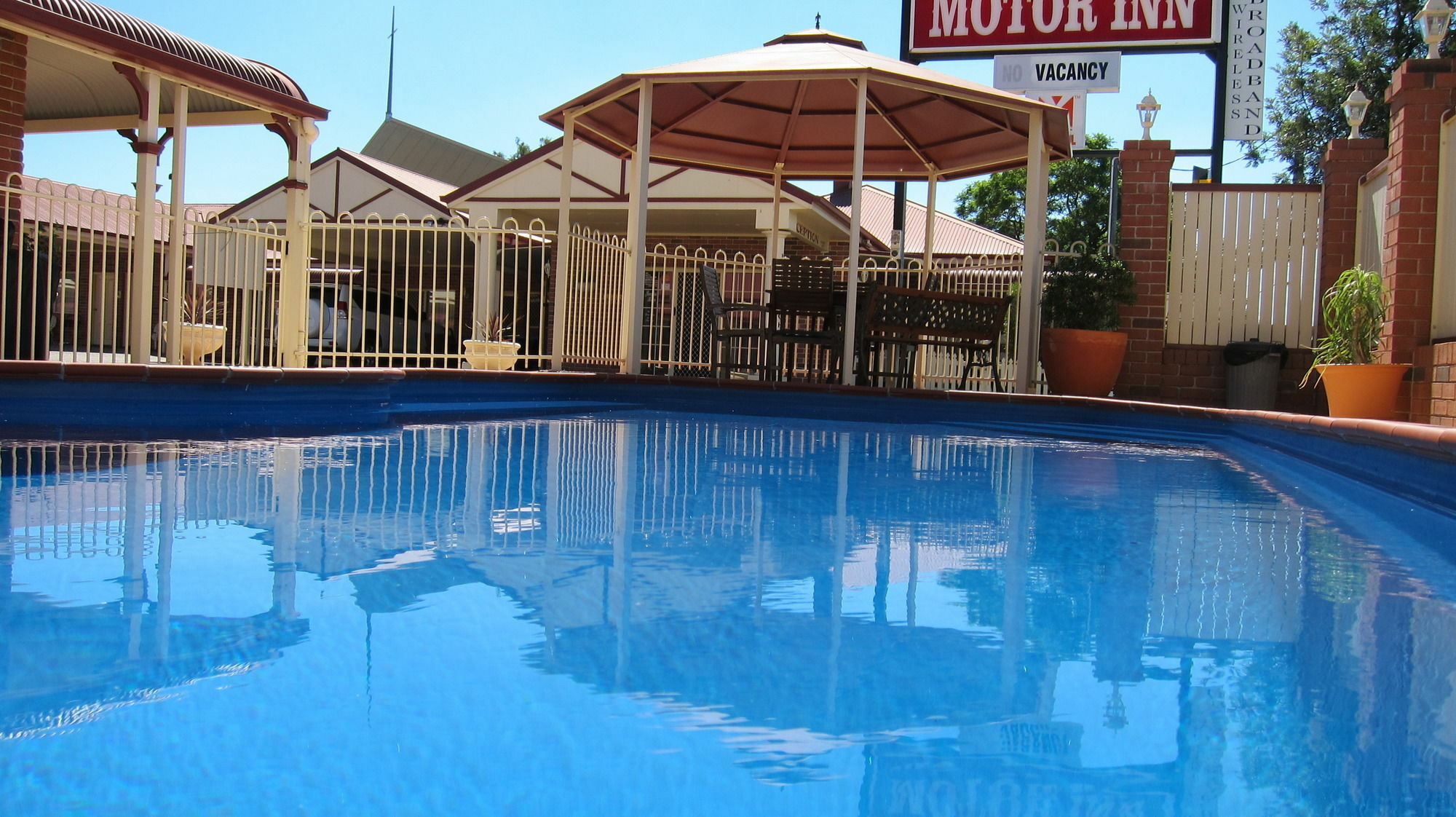 Dalby Mid Town Motor Inn Exterior foto
